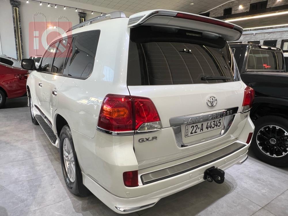 تويوتا لاندكروزر